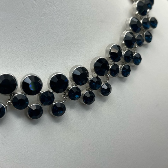Elegant and Sparkling Deep Blue and Silver Toned Necklace - Picture 3 of 5